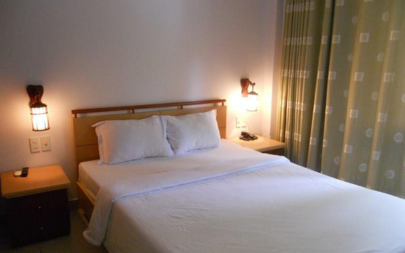Xuân Mai I Hotel