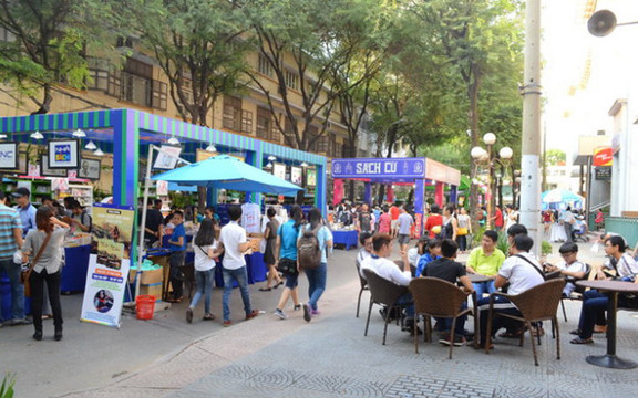 Đường Sách Nguyễn Văn Bình