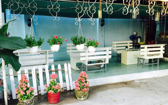 Nắng Thủy Tinh Coffee