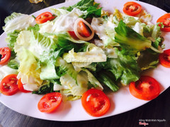 Salad trộn dầu giấm