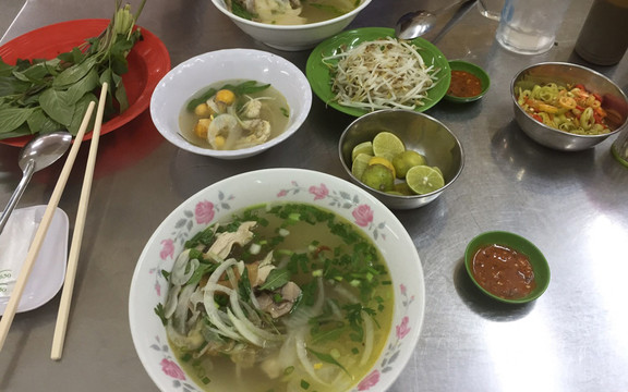 Phở & Miến Gà