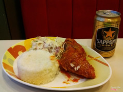 Cơm gà Sài Gòn sốt cay<a class='hashtag-link' href='/(A(-cpjdosfhwxnr-))/ho-chi-minh/hashtag/sapporopremiumbeer-188774'>#SapporoPremiumBeer</a>