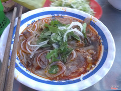 Bún bò huế
