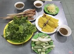 Bánh xèo + nem lụi