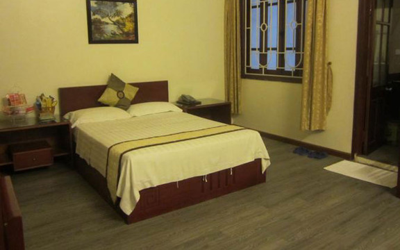 Thịnh Vượng Hotel