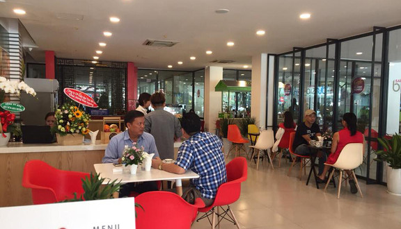 Saigon Bizhub - Cafe Doanh Nghiệp