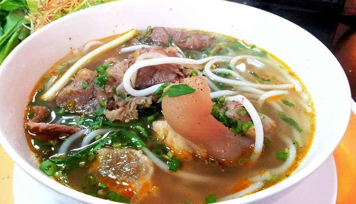 Bún Bò & Cơm Trưa Bình Dân