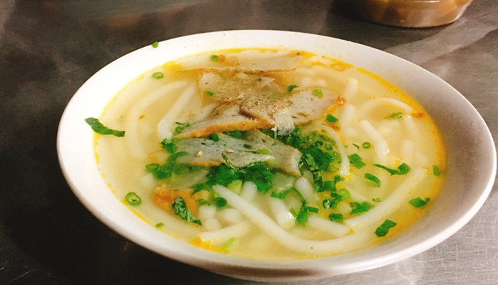 Bánh Canh Chả - Quang Trung