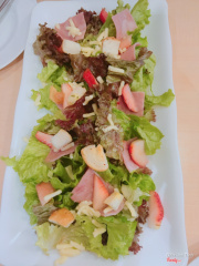 Salad dâu tây