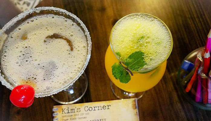 Kim's Corner Book Cafe & Pub