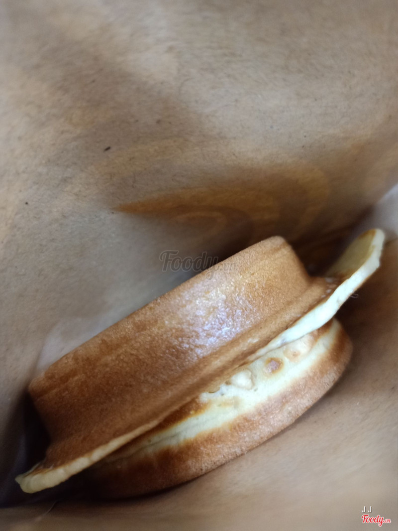bánh cà phê hạt điều