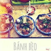 Đi ăn chung nhỏ bạn và em của nó 😝