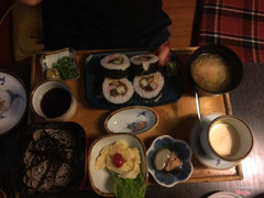 Mì soba- sushi 129k