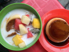 Caramel hoa quả có nước dừa ngọt ngọt