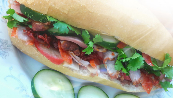 Bánh Mì Huyền Thanh - Phúc Tân