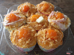 Bông lan trứng muối rất ngon