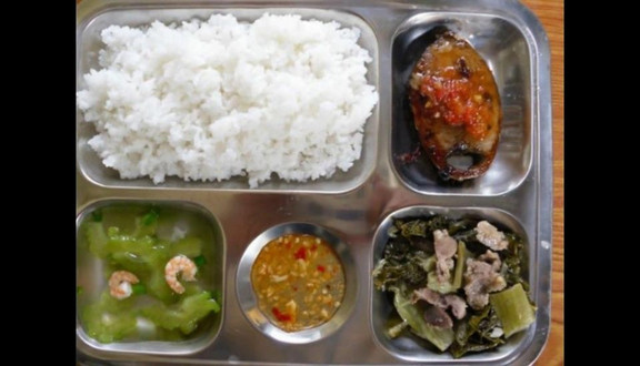 Hai Họ - Quán Cơm Văn Phòng