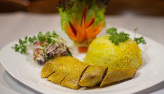 Cô Tấm - Cơm Gà Hội An - Cô Giang