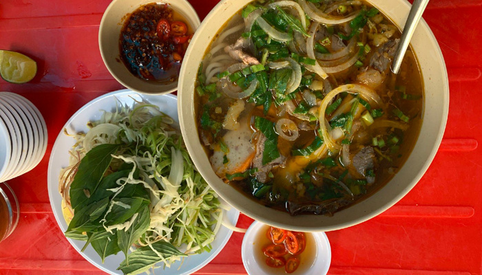 Tiệm Bún Mắm & Bún Bò 135 - Bông Sao