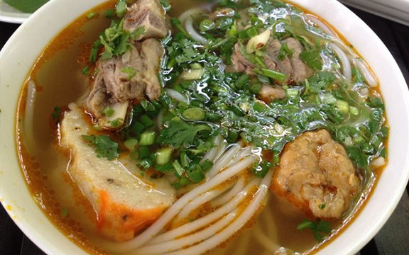 Bún Bò Huế Nguyên Hồng