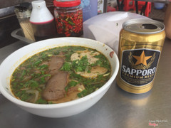 Bún bò nạm chả<a class='hashtag-link' href='/ho-chi-minh/hashtag/sapporopremiumbeer-188774'>#SapporoPremiumBeer</a>