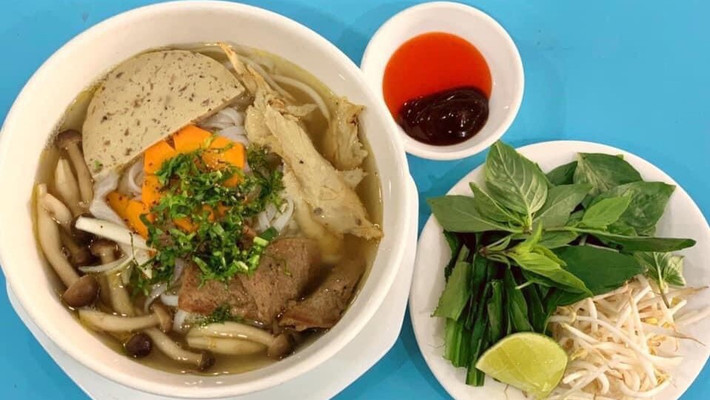 Nhà Hàng Thuần Chay Vegan Family - Lê Thị Riêng