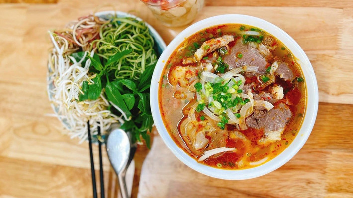 Bún Bò Huế Ô Hương - Đê La Thành Nhỏ