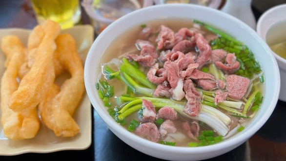 Phở Lý Quốc Sư - 37 Huyền Quang