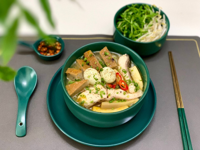 Bánh Canh Cá Lóc Cố Đô & Bánh Canh Bột Gạo - Lê Văn Huân