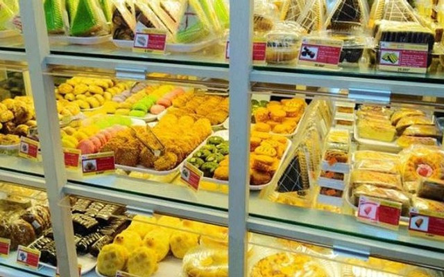 Anh Quân Bakery - 908 Trần Cao Vân