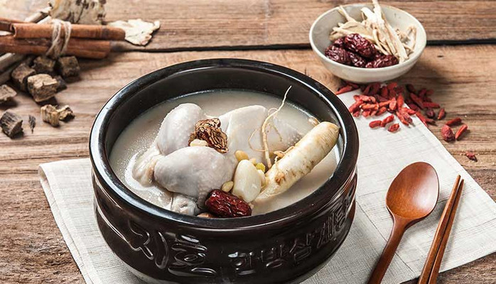 Nhà Hàng Chum - Gà Tần Sâm - B34 Ngõ 70 Nguyễn Thị Định