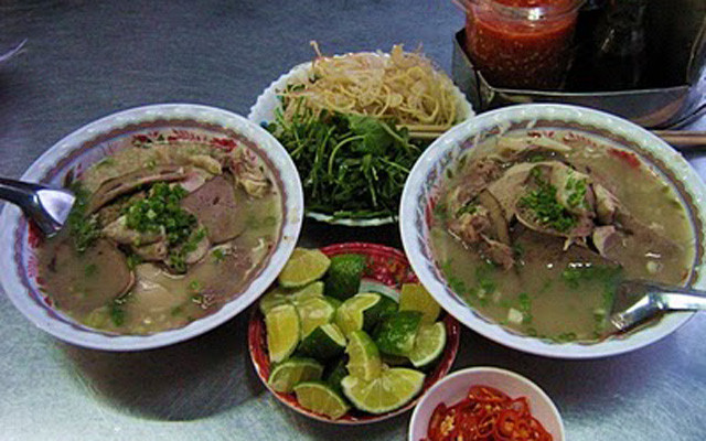 Cháo Lòng Cầu Ngang