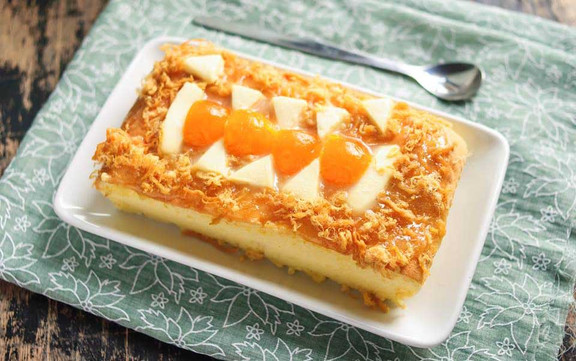 Vitamin Cake - Bông Lan Trứng Muối - Shop Online