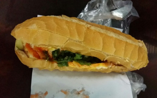 Bánh Mì Cô Thời