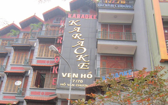 Ven Hồ Karaoke