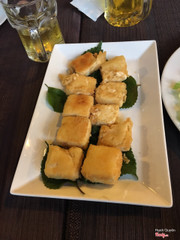 Mỗi lần có dịp ghé đà lạt thì mình đều đến quán này để ăn. Quán có menu rất phong phú giá cả cũng không phải mắc lắm. Nhân viên thì siêu nhiệt tình với cả ở đây view nhìn ra rất đẹp.