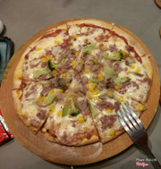 Pizza thịt nấm 140,000