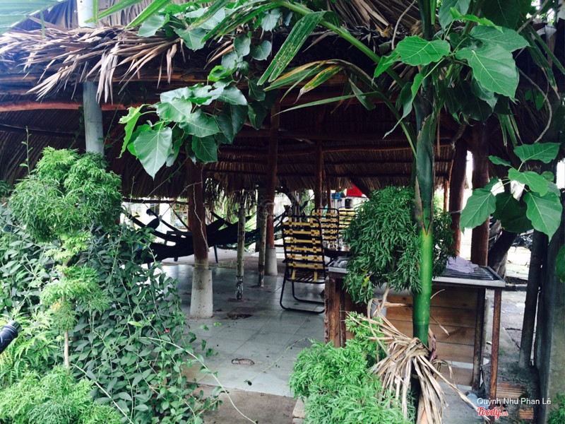 Khuôn viên