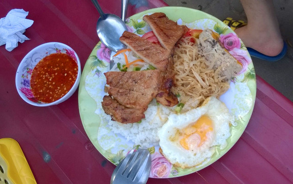 Toàn Nguyệt - Cơm, Cháo & Phở