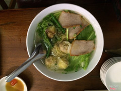 Mì xá xíu sủi cảo - 35k