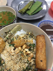 Bún hến