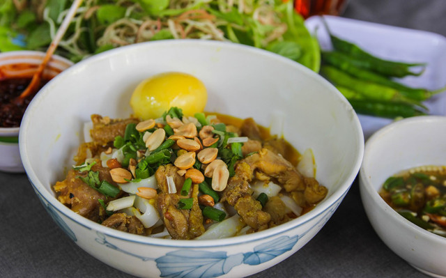 Bảo Chiêu Quán - Bún & Mì Quảng