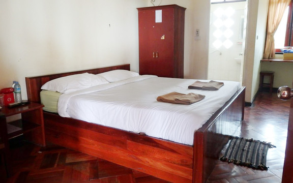 Nhà Nghỉ Hoàng Hôn