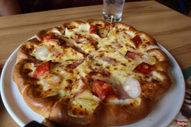 Pizza Seafood cocktail size M đế viền phô mai