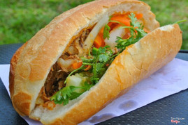 Bánh mì thịt nướng nè nha!