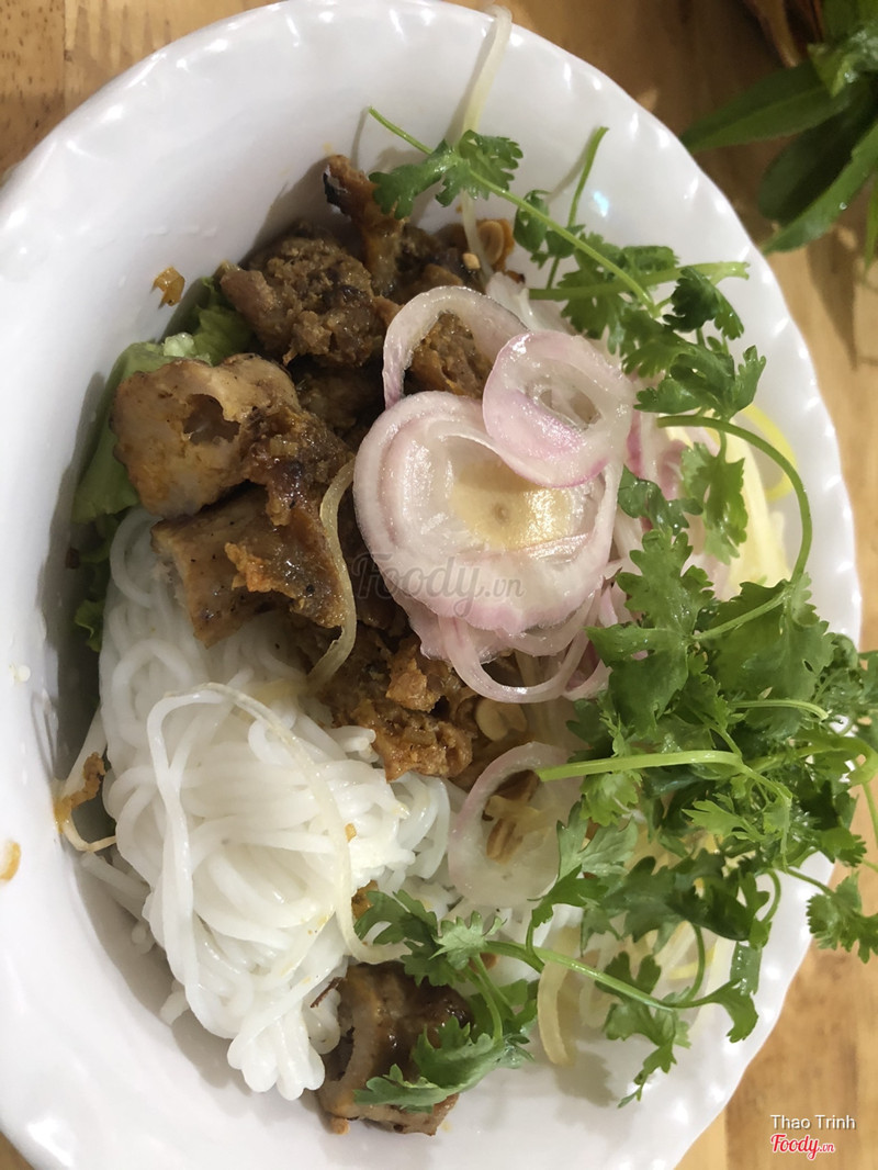 Bún thịt nướng