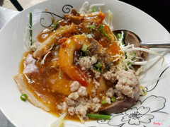 hủ tiếu sốt cua