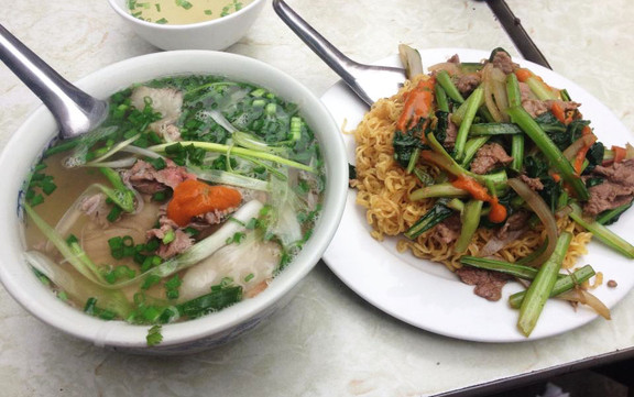 Phở Gà & Bò - Bà Triệu