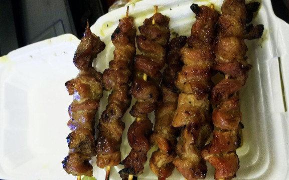 Thịt Xiên Nướng - Lò Đúc