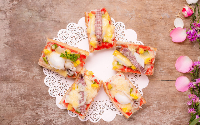 Bánh Mì Pizza Tôm Tích - Sweetie Cakes - Tiệm Bánh Online